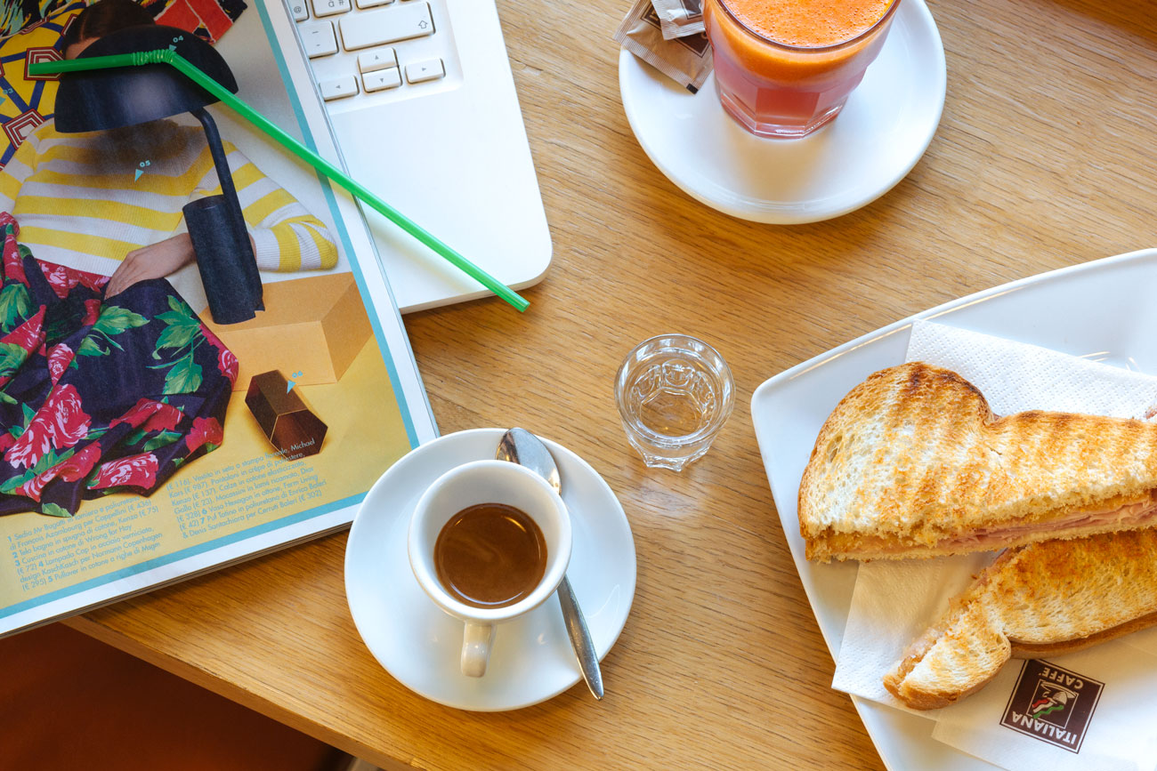 pranzo-italiana-caffe-espresso-centrifuga-toast